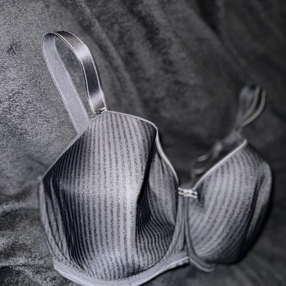 Freya Gray Striped Underwire Bra - Picture 4 of 11